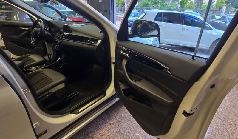 
								Bmw X1 sDrive18d Sport full									