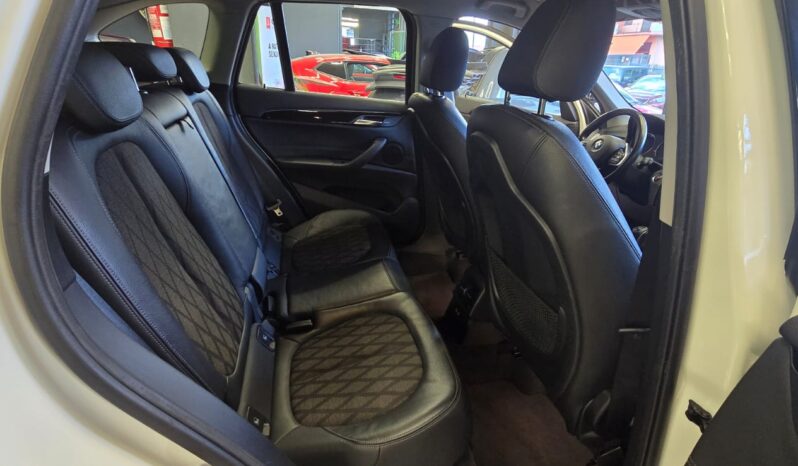 
								Bmw X1 sDrive18d Sport full									