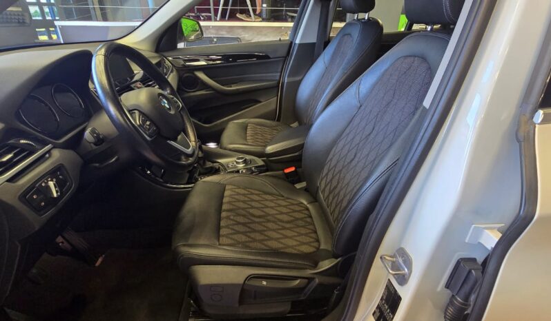 
								Bmw X1 sDrive18d Sport full									