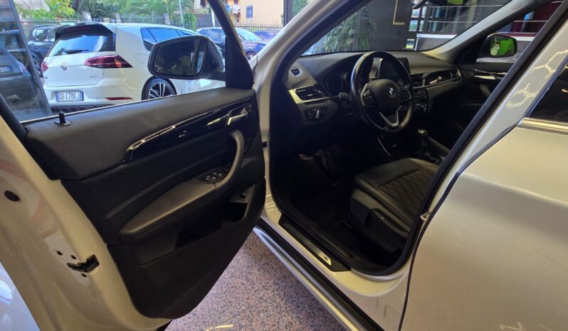 
								Bmw X1 sDrive18d Sport full									